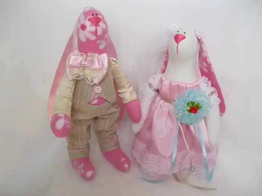 Свадебные зайцы тильда в розовом