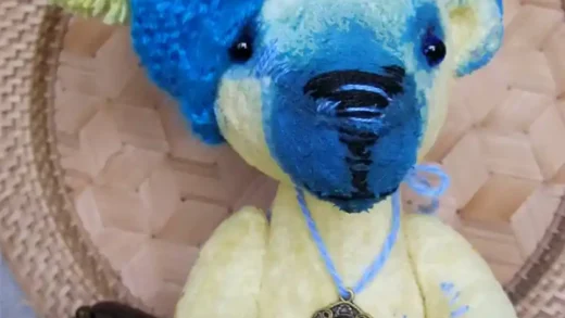 Желтый мишка тедди